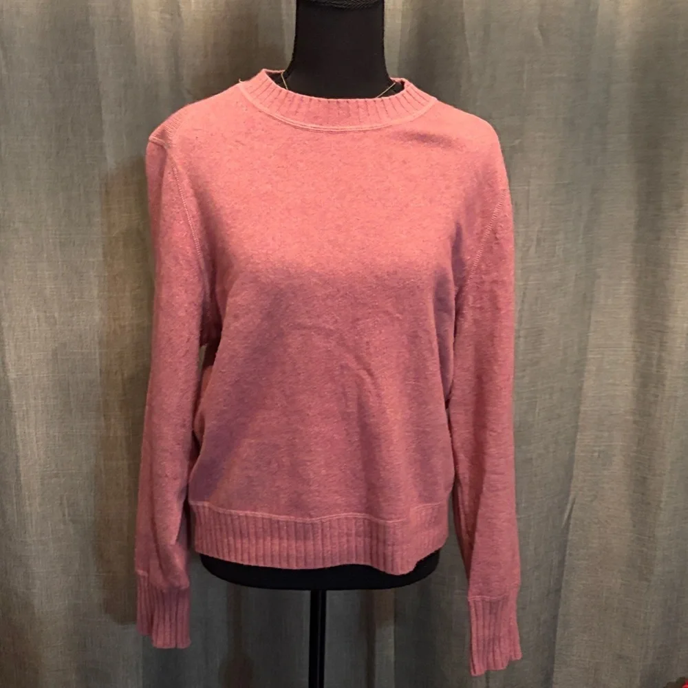 Banana Republic Dusty Pink Crewneck Sweater